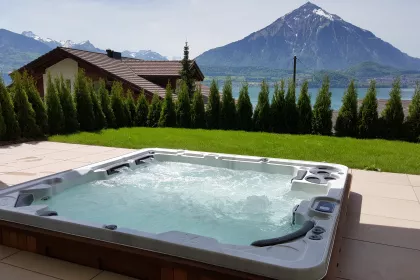 Bigger view of Self-Cleaning Spa H570 Platinum ingebouwd in terras