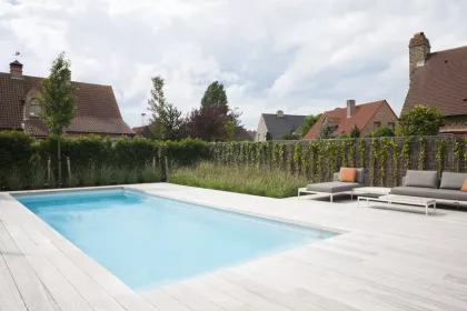 Bigger view of Monobloc zwembad met witte kleur