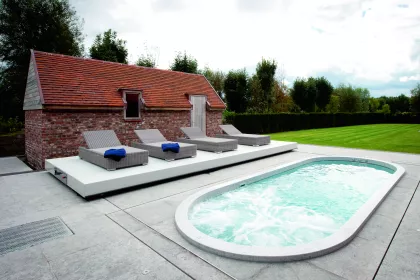 Bigger view of Mozaïek Swimspa met verrijdbare terras