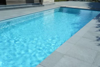 Bigger view of Monobloc zwembad met hoogwater skimmers
