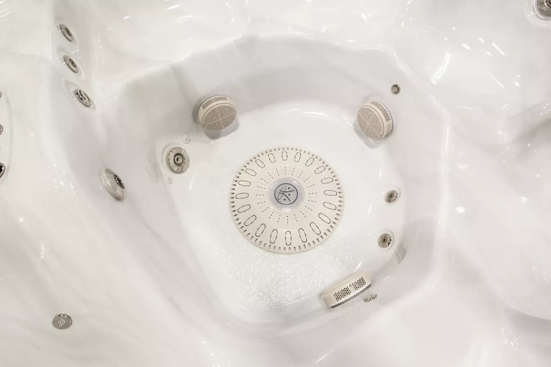 SIGNATURE SELF-CLEANING 679 PLATINUM